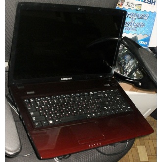 Ноутбук Samsung R780i (Intel Core i3 370M (2x2.4Ghz HT) /4096Mb DDR3 /320Gb /ATI Radeon HD5470 /17.3" TFT 1600x900) - Саранск